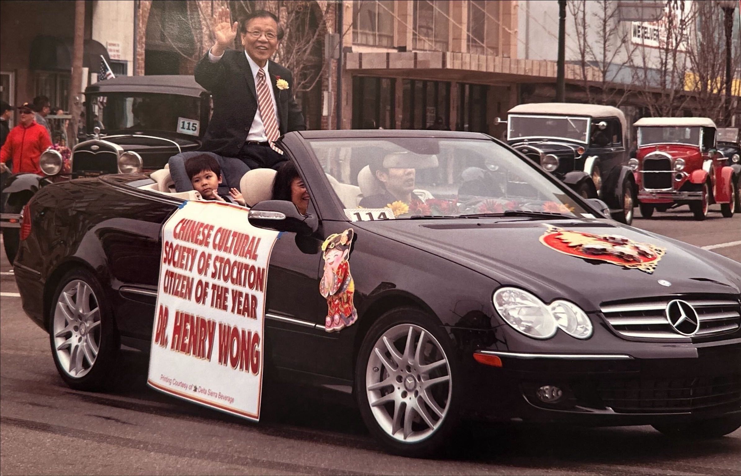 Dr. Henry Wong Named CCSS 2010 Citizen of the Year